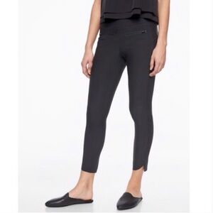 Athleta Stellar Crop Pants in Black Women's Size XS